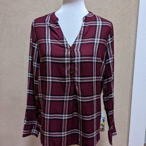 NWT Burgundy Plaid Henley top